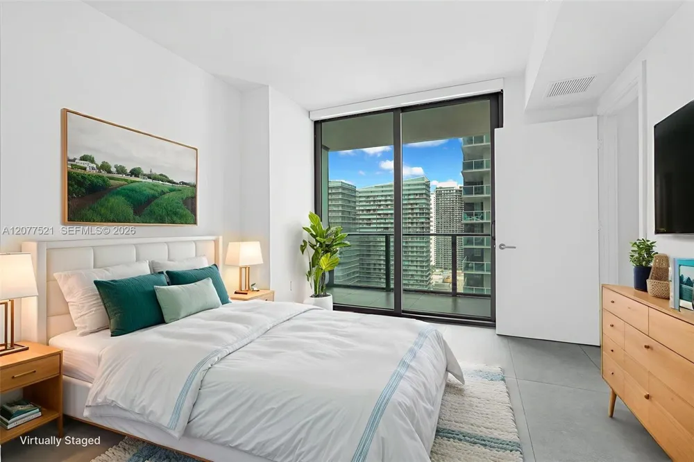 1300 S Miami Ave #2811 Miami, FL 33130