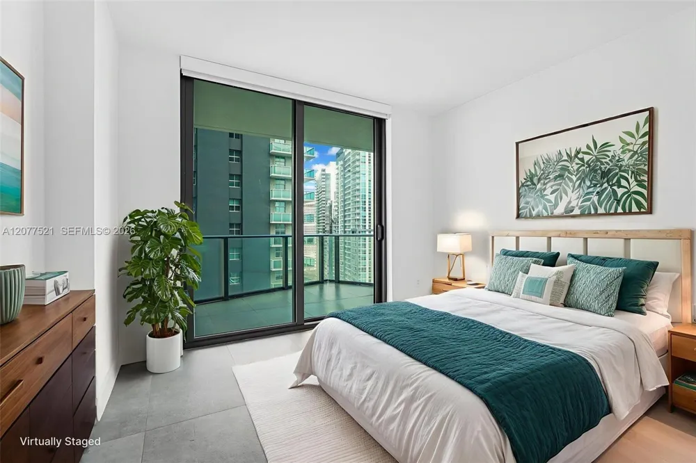 1300 S Miami Ave #2811 Miami, FL 33130