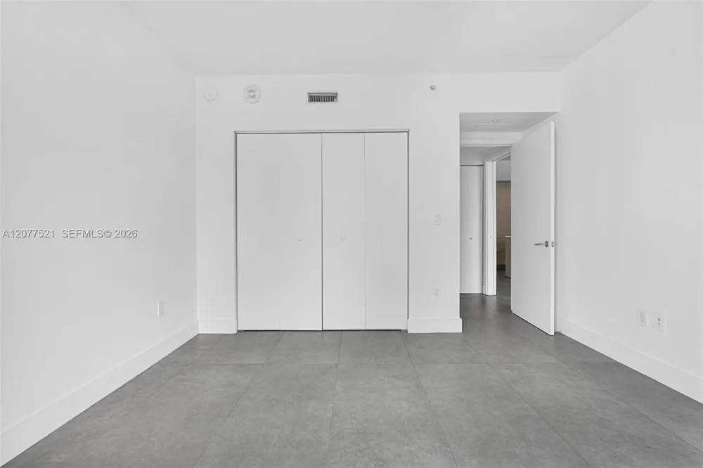 1300 S Miami Ave #2811 Miami, FL 33130