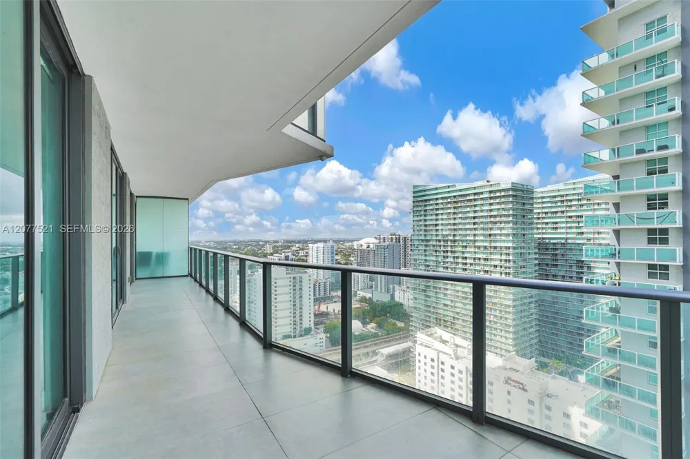 1300 S Miami Ave #2811 Miami, FL 33130