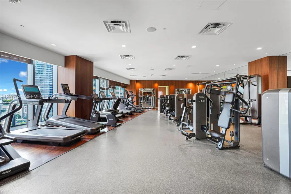 1300 S Miami Ave #2811 Miami, FL 33130