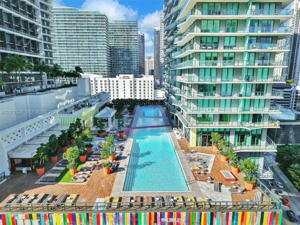1300 S Miami Ave #2811 Miami, FL 33130