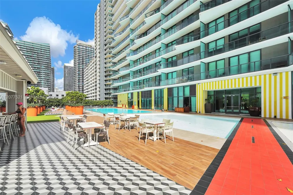1300 S Miami Ave #2811 Miami, FL 33130