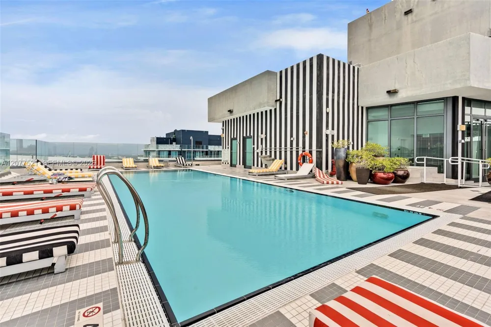 1300 S Miami Ave #2811 Miami, FL 33130