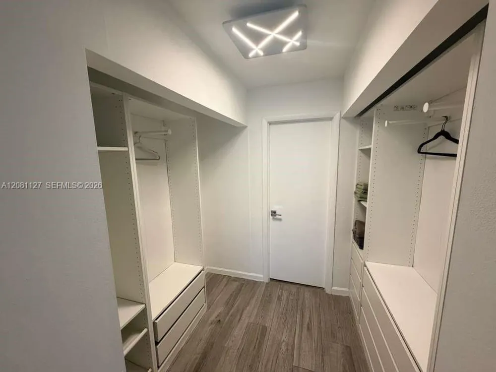 200 178th Dr #606 Sunny Isles Beach, FL 33160