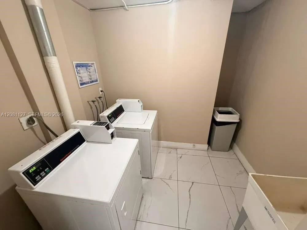 200 178th Dr #606 Sunny Isles Beach, FL 33160