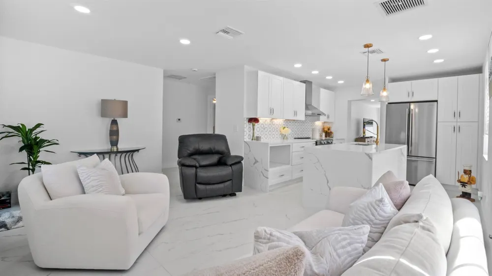 625 W 2ND STREET Riviera Beach, FL 33404