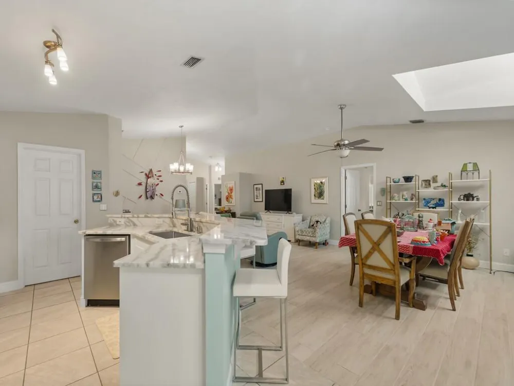 1007 E 13TH SQUARE Vero Beach, FL 32960