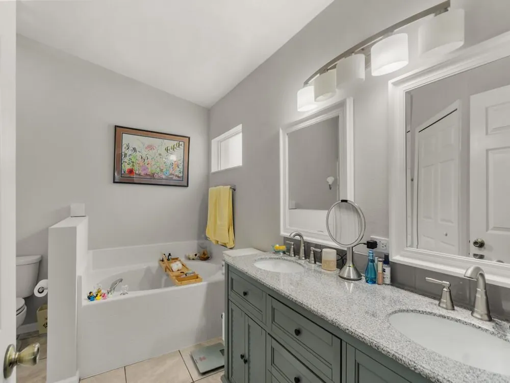 1007 E 13TH SQUARE Vero Beach, FL 32960