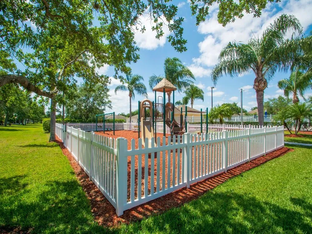 1007 E 13TH SQUARE Vero Beach, FL 32960