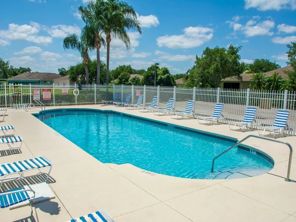 1007 E 13TH SQUARE Vero Beach, FL 32960