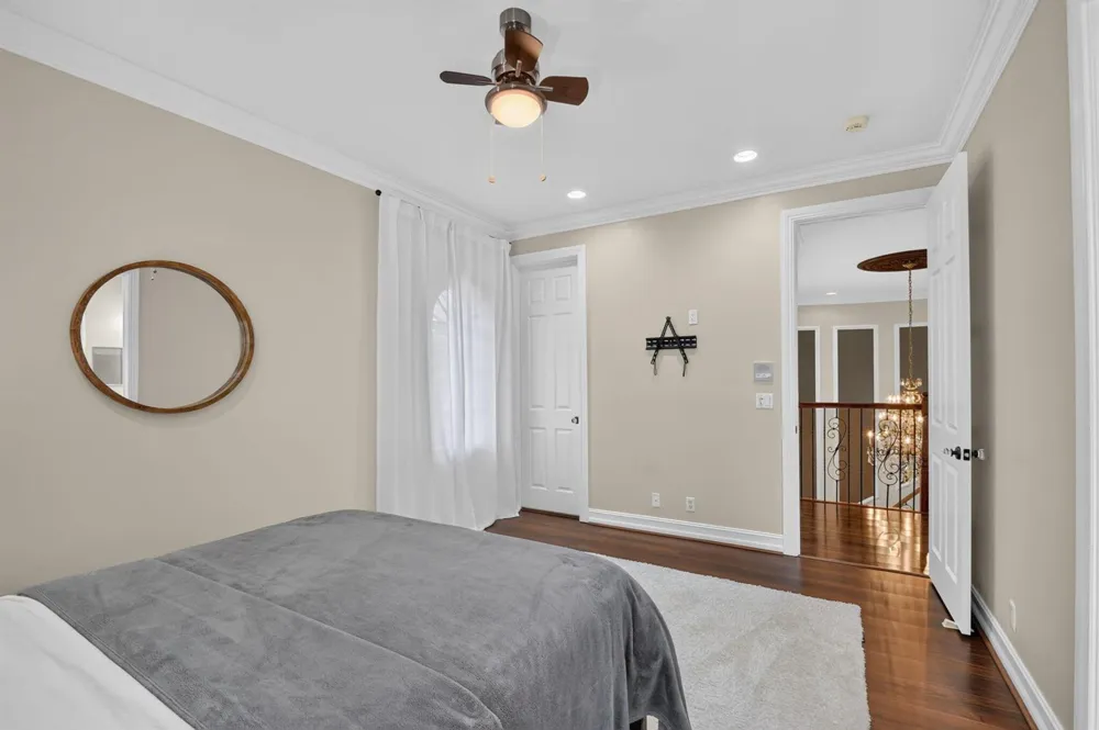 718 Edgebrook Lane West Palm Beach, FL 33411