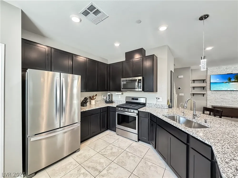 2931 Tranquil Brook Avenue Henderson, NV 89044