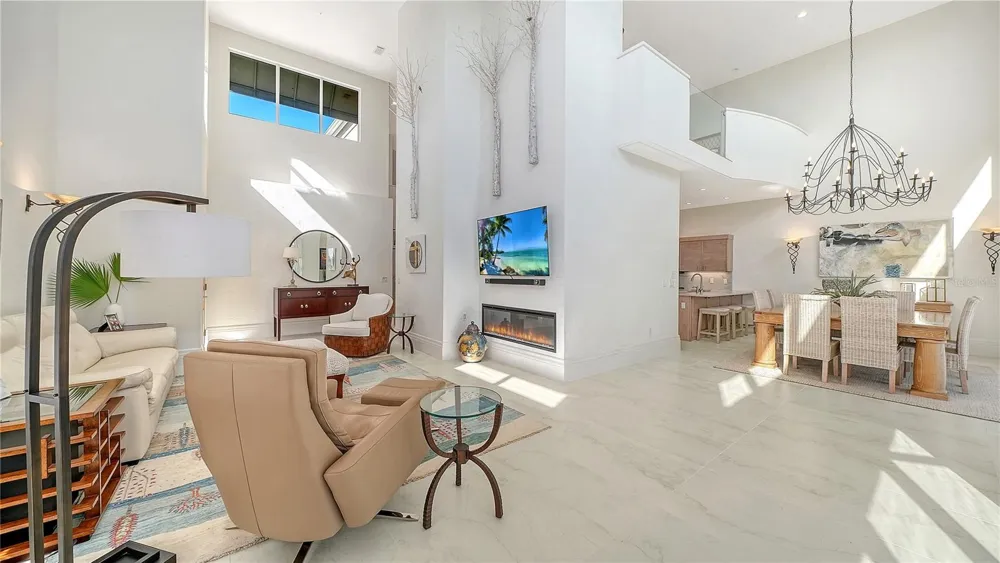 3530 MISTLETOE LANE Longboat Key, FL 34228