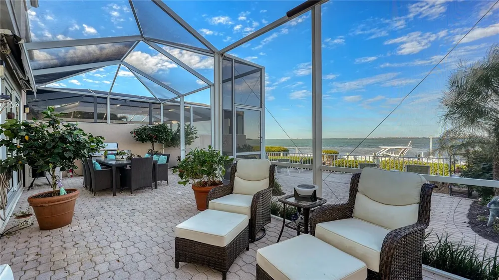 3530 MISTLETOE LANE Longboat Key, FL 34228