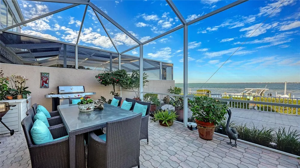 3530 MISTLETOE LANE Longboat Key, FL 34228