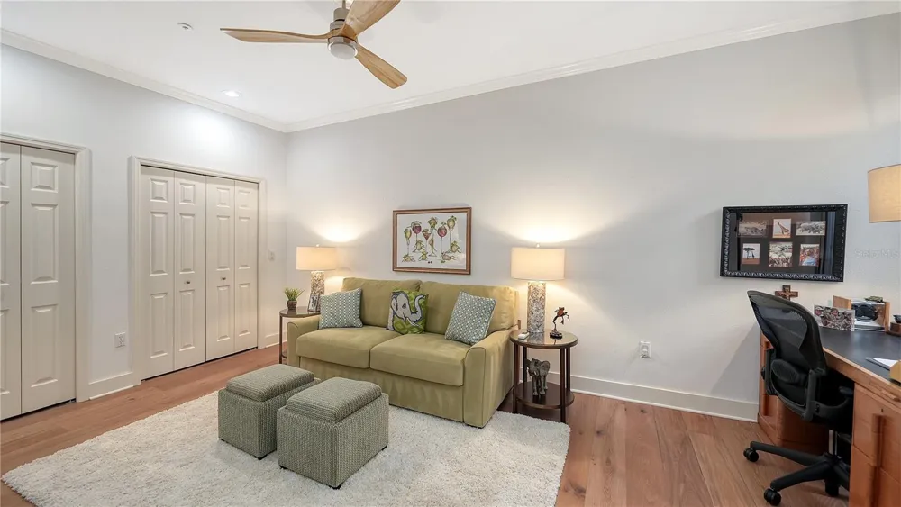 3530 MISTLETOE LANE Longboat Key, FL 34228