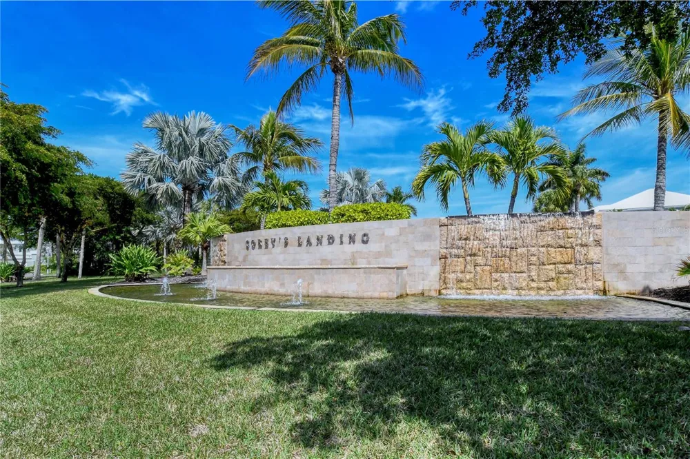3530 MISTLETOE LANE Longboat Key, FL 34228