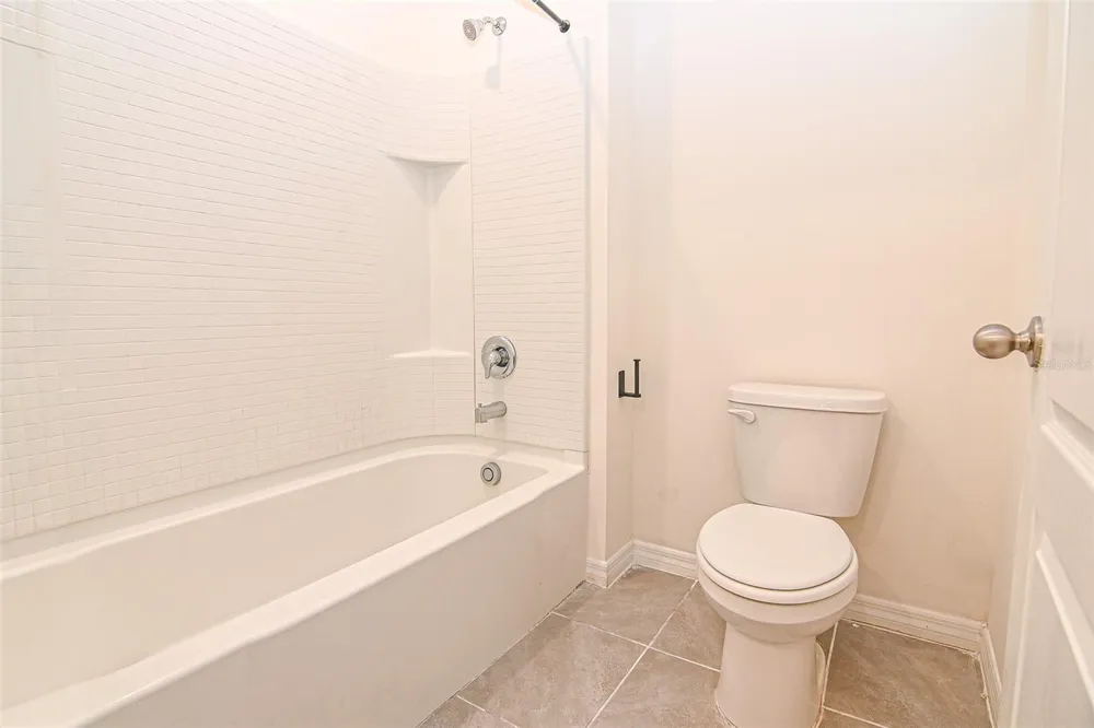 759 AUBURN GROVE COURT Auburndale, FL 33823