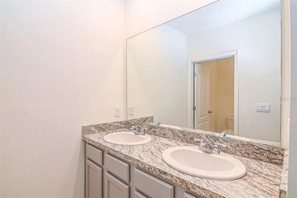 759 AUBURN GROVE COURT Auburndale, FL 33823