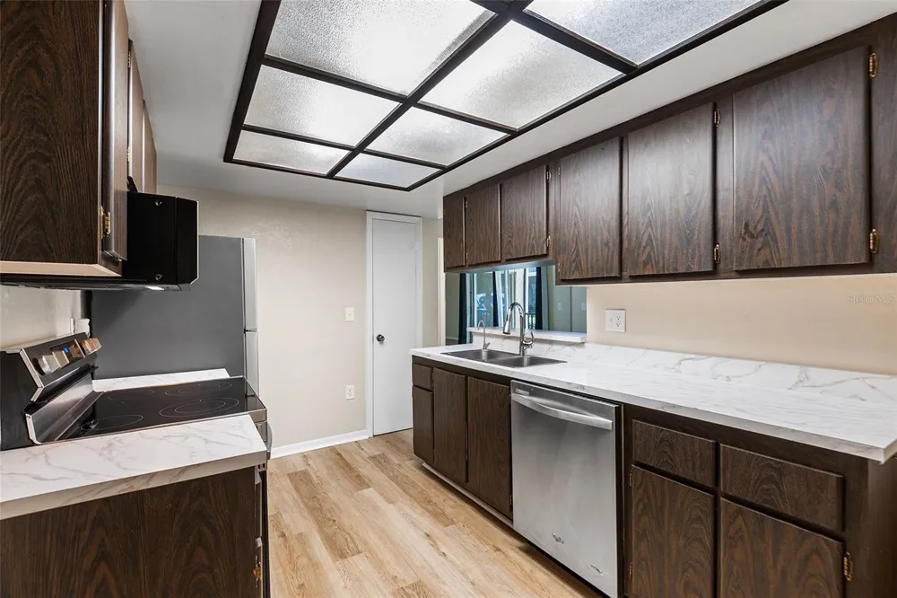 2025 SYLVESTER ROAD #N101 Lakeland, FL 33803