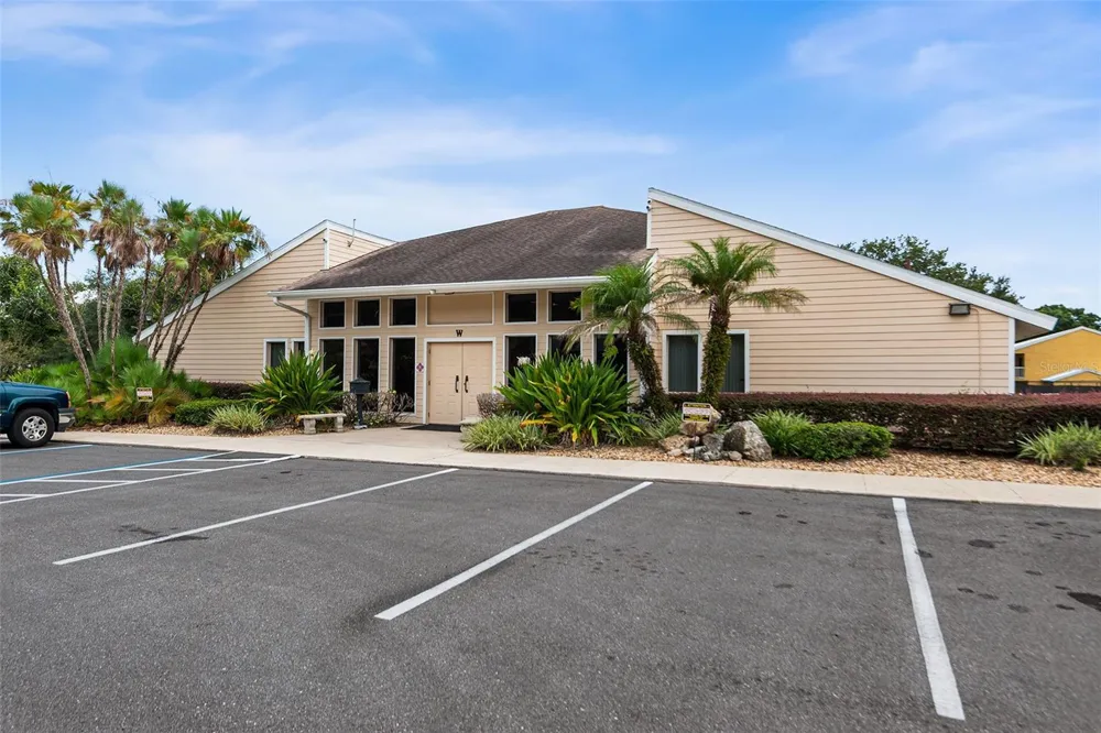2025 SYLVESTER ROAD #N101 Lakeland, FL 33803
