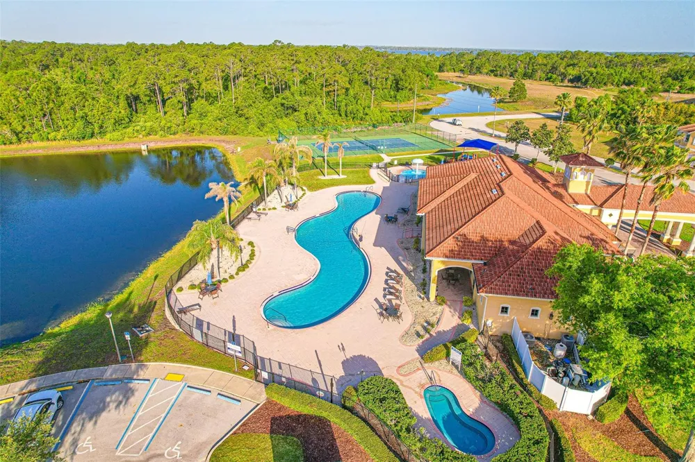 695 BAY LEAF DRIVE Poinciana, FL 34759