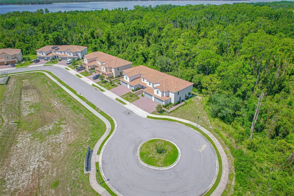 695 BAY LEAF DRIVE Poinciana, FL 34759