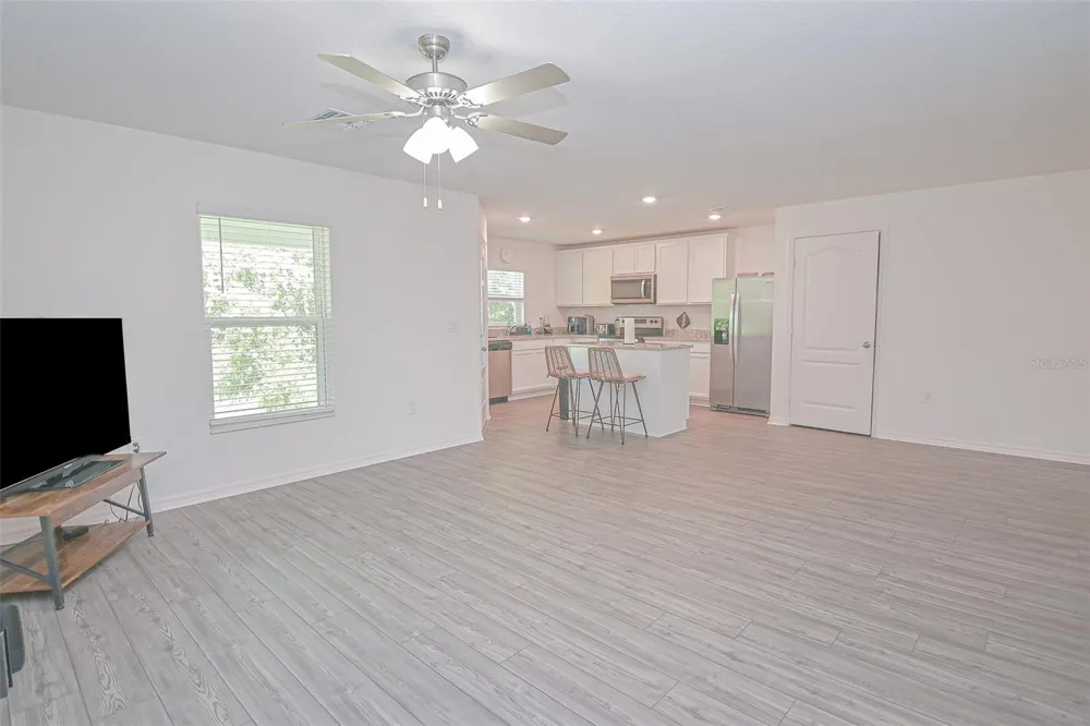 695 BAY LEAF DRIVE Poinciana, FL 34759