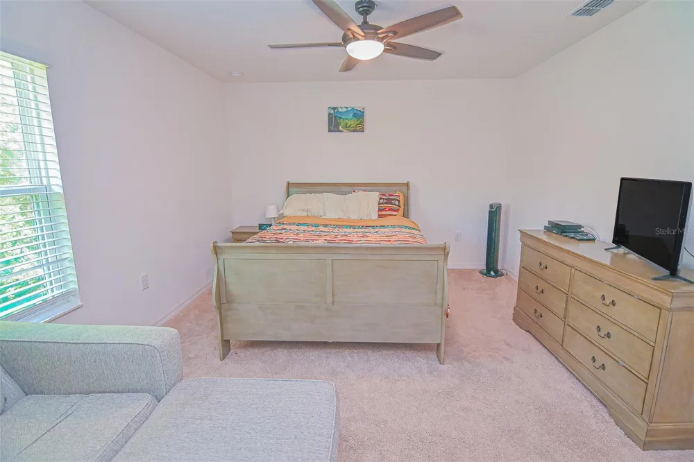 695 BAY LEAF DRIVE Poinciana, FL 34759