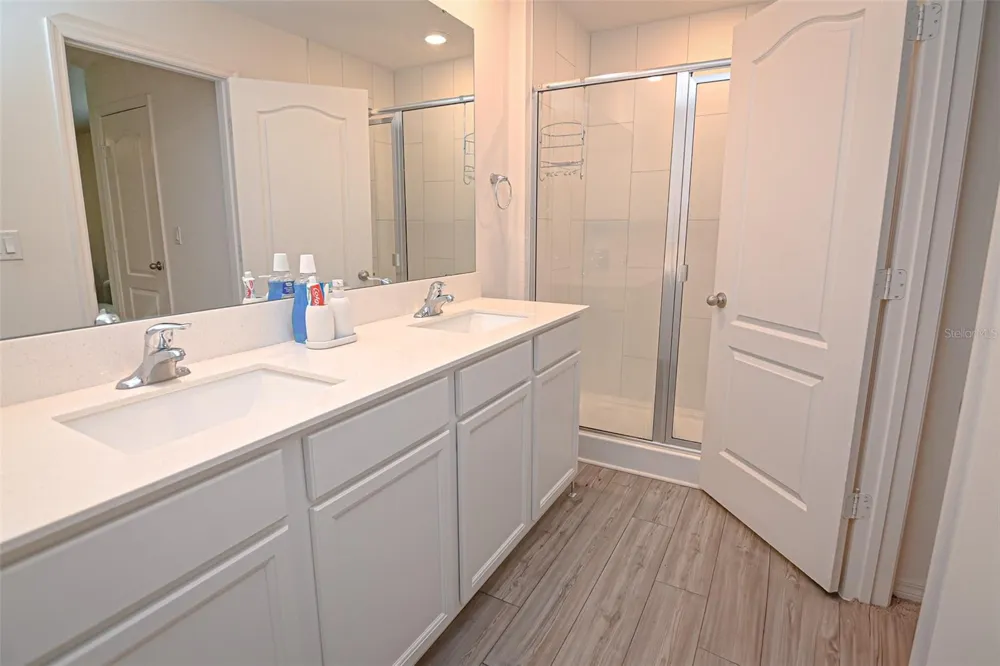 695 BAY LEAF DRIVE Poinciana, FL 34759