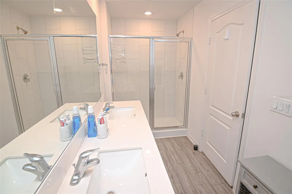 695 BAY LEAF DRIVE Poinciana, FL 34759