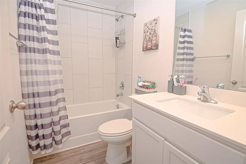 695 BAY LEAF DRIVE Poinciana, FL 34759