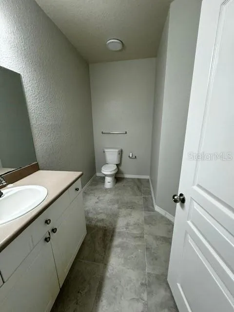 1502 MARSH COVE COURT #106 Tampa, FL 33619