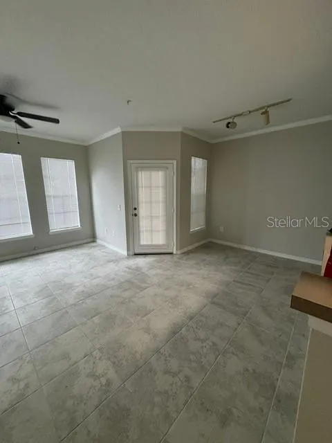 1502 MARSH COVE COURT #106 Tampa, FL 33619