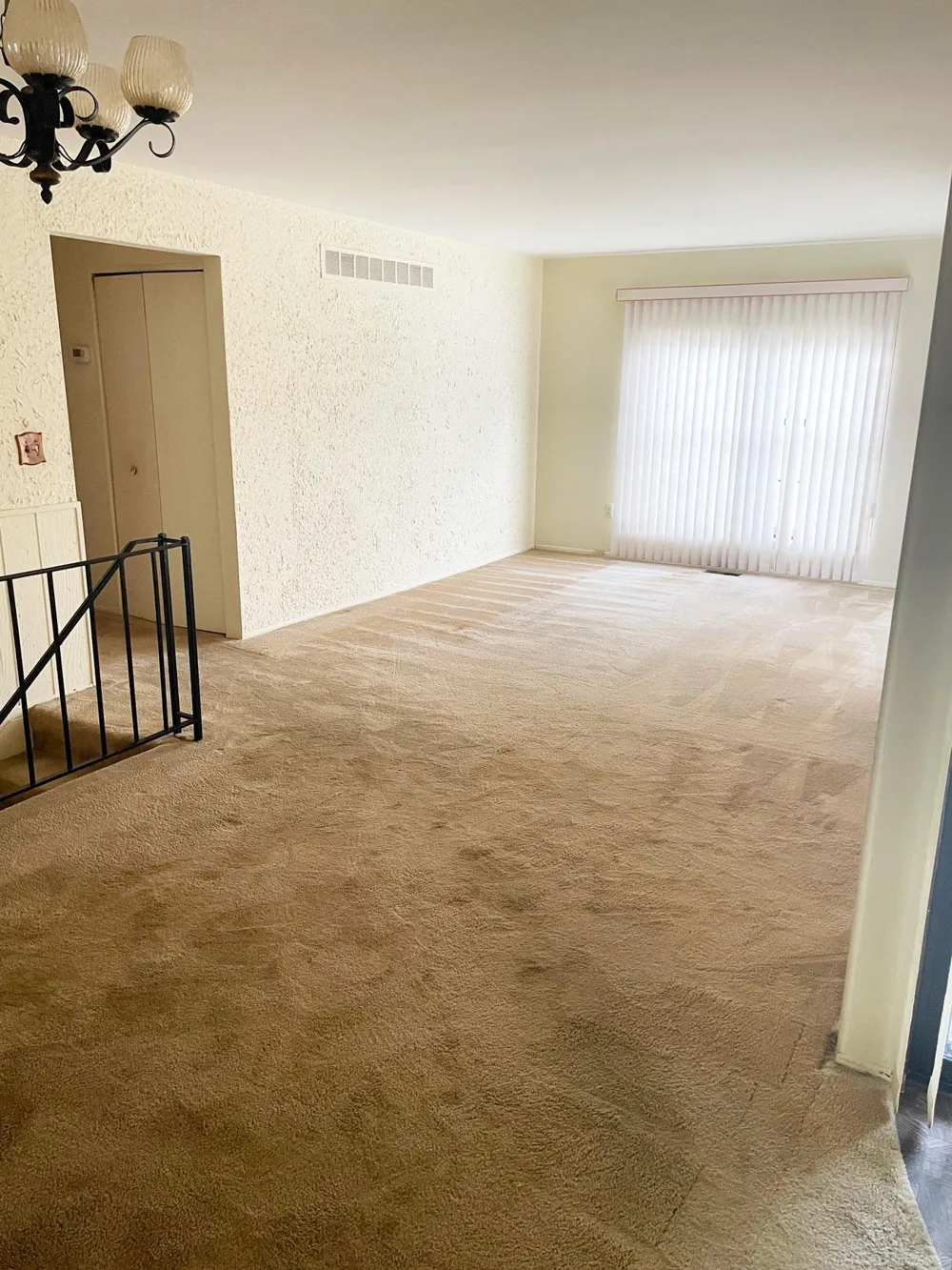 2684 Roundtree Drive Troy City, MI 48083