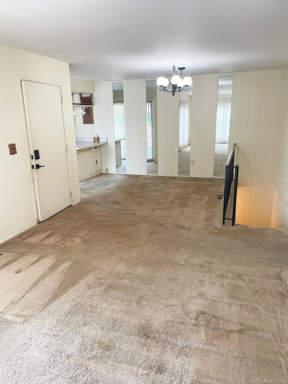 2684 Roundtree Drive Troy City, MI 48083