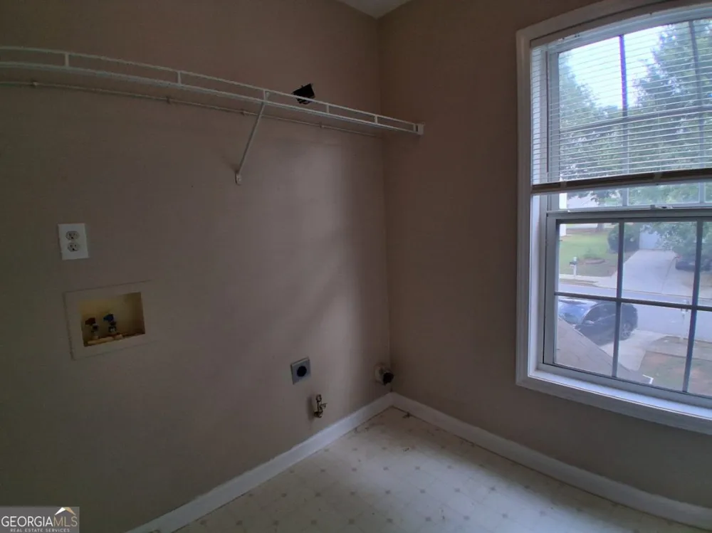 1031 Maple Leaf DR McDonough, GA 30253