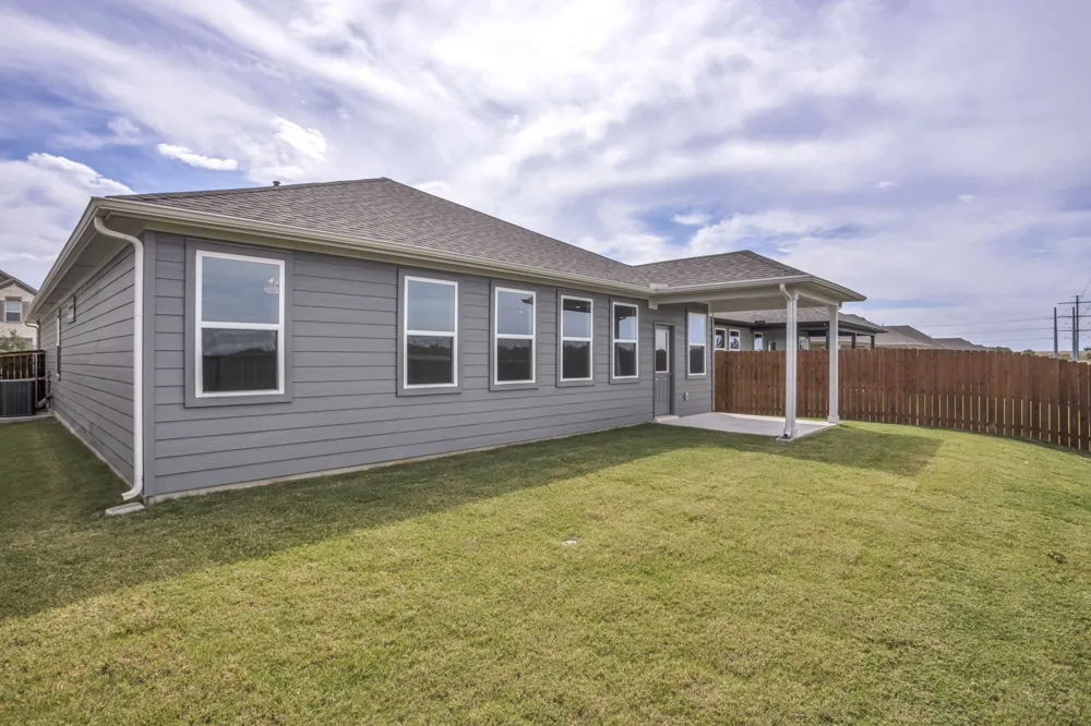 131 Adeline Road Hutto, TX 78634