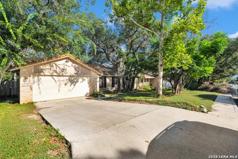 7242 Breeze Hollow