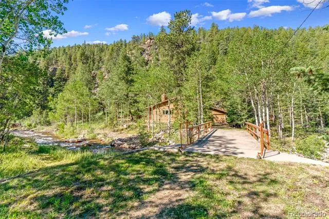 21692 S Saint Vrain Drive Lyons, CO 80540