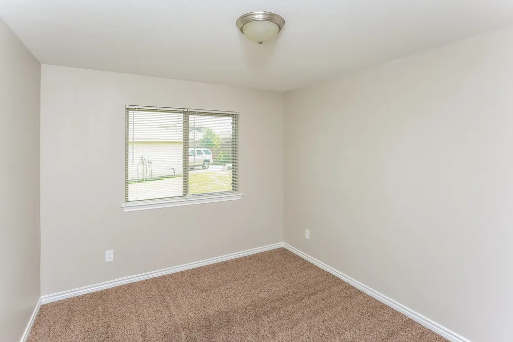 623 Hilton Drive Lancaster, TX 75146
