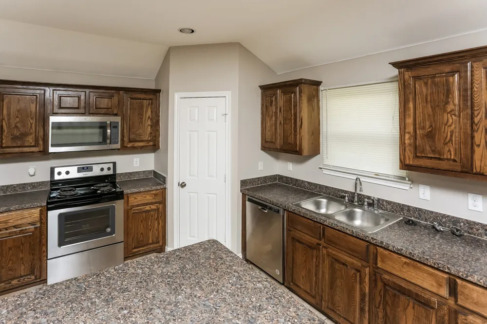 623 Hilton Drive Lancaster, TX 75146