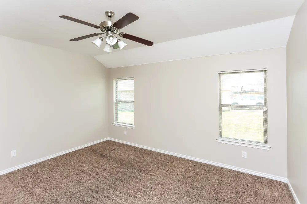623 Hilton Drive Lancaster, TX 75146