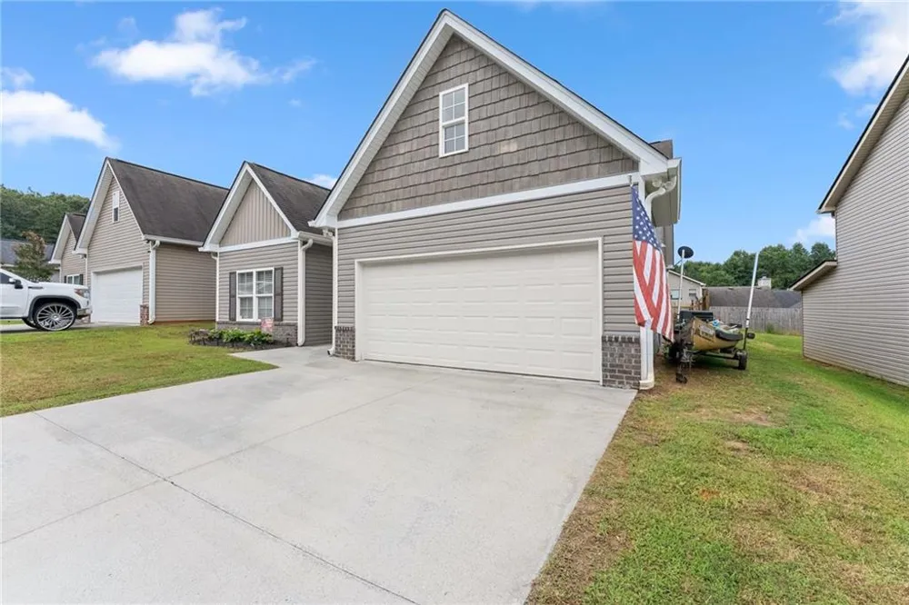 177 Highland Pointe Drive Alto, GA 30510