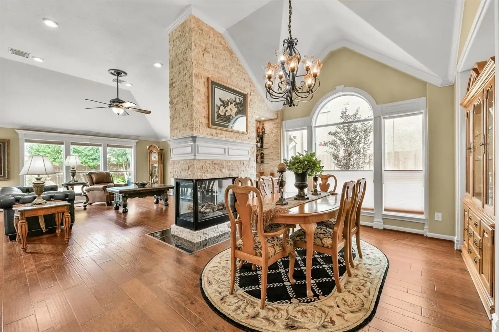 1394 San Remo Lane League City, TX 77573