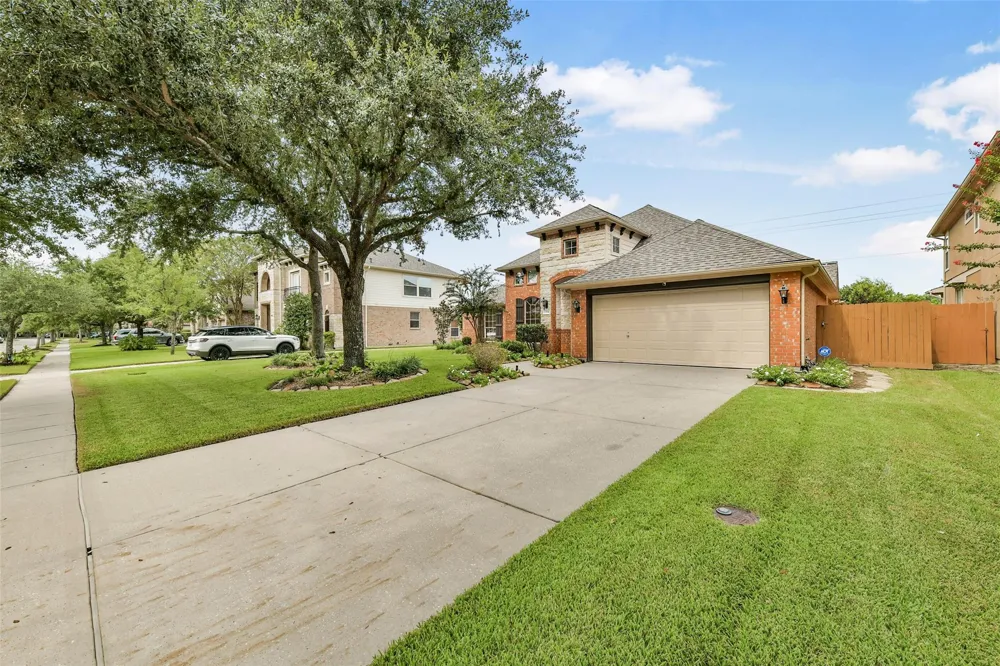1394 San Remo Lane League City, TX 77573