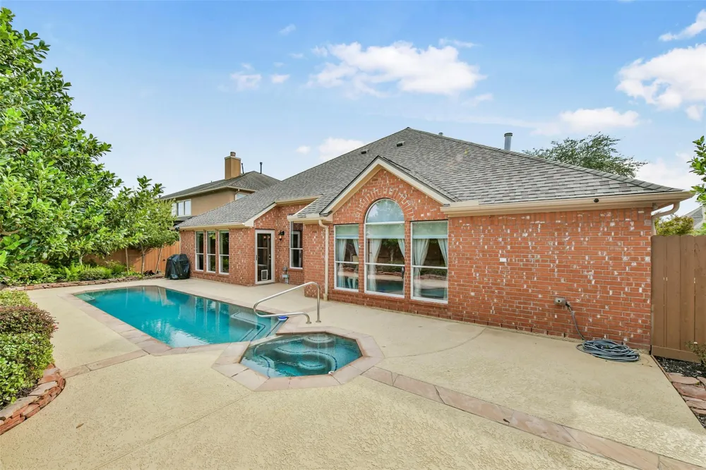 1394 San Remo Lane League City, TX 77573