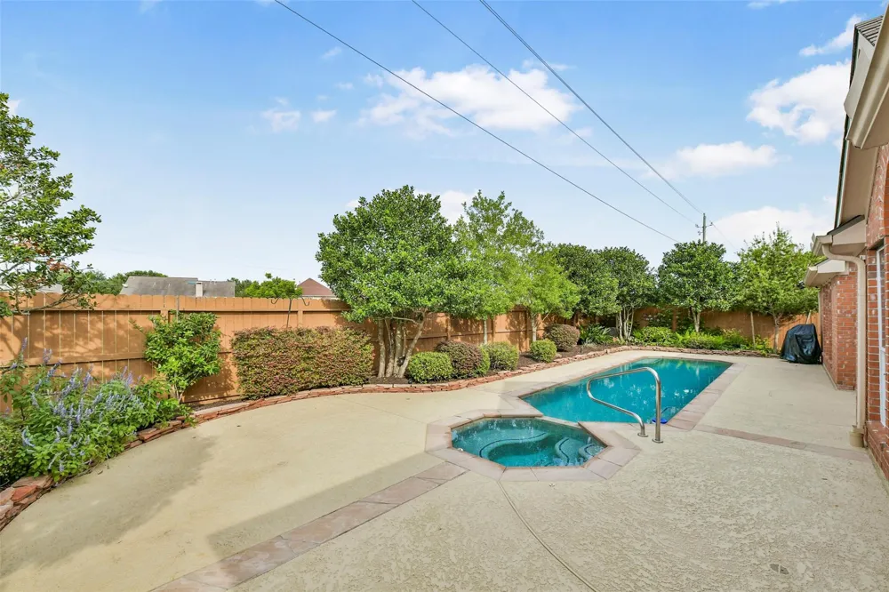 1394 San Remo Lane League City, TX 77573