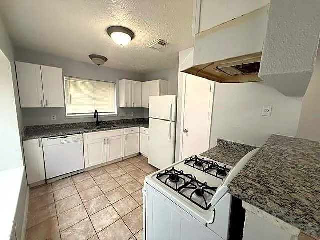 10028 Ridgecoral Drive Houston, TX 77038